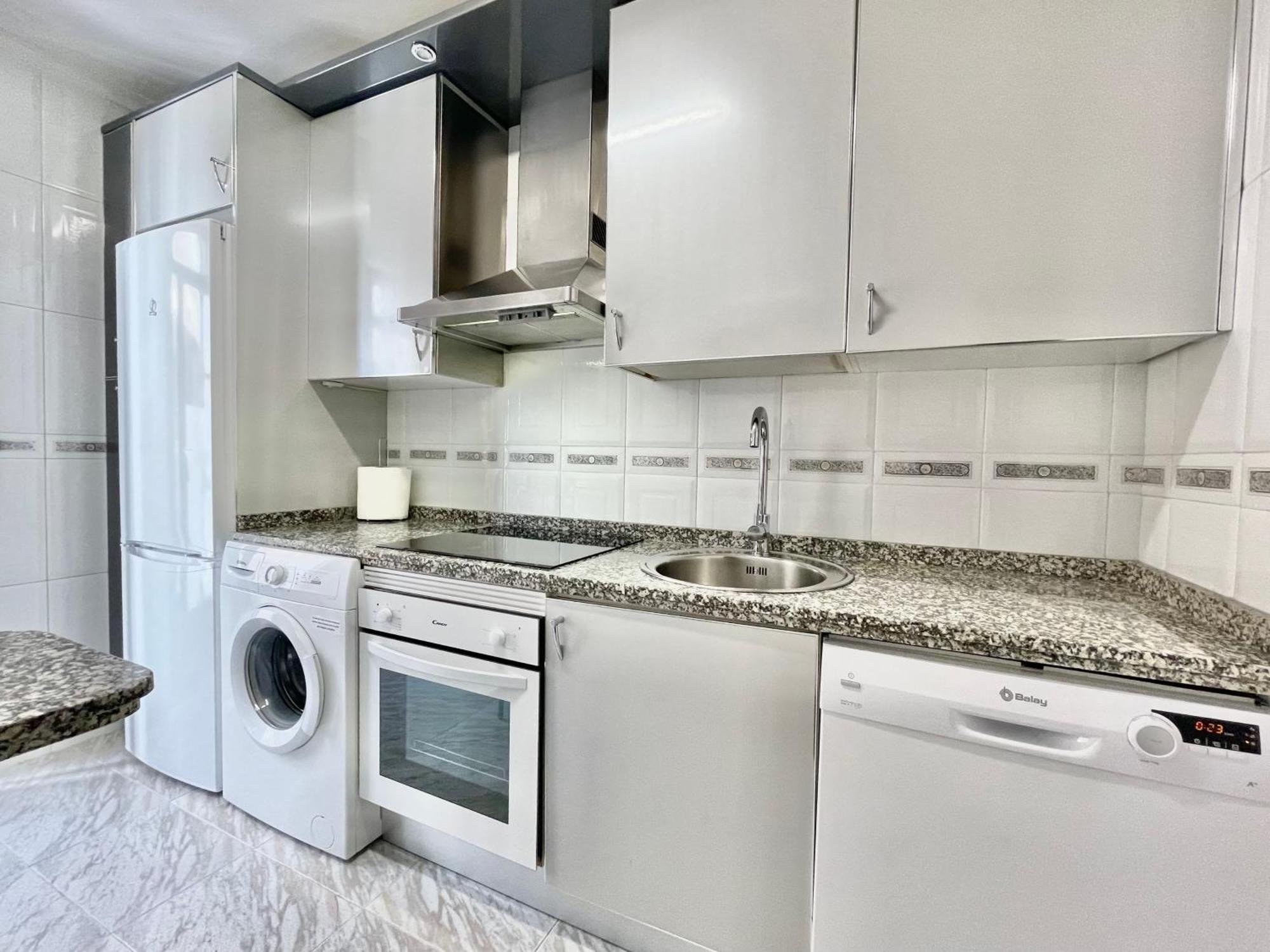 Vivienda Con Parking Incluido - Zona Van Dyck Apartment Salamanca Ngoại thất bức ảnh