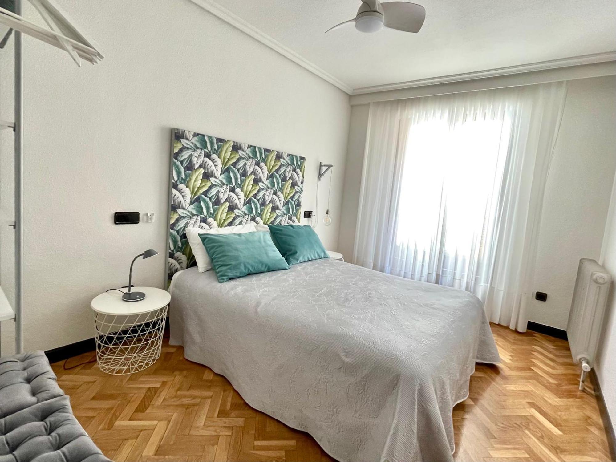 Vivienda Con Parking Incluido - Zona Van Dyck Apartment Salamanca Ngoại thất bức ảnh